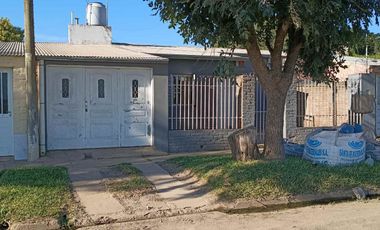 VENTA CASA 3 DORMITORIOS EN BARRIO PUNTA NORTE