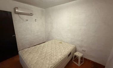 Casa Venta en Oliveros con amplio parque y pileta