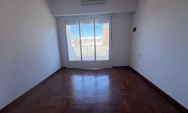 VENTA PH 4 AMBIENTES VILLA ADELINA