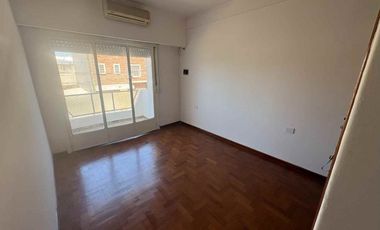 VENTA PH 4 AMBIENTES VILLA ADELINA