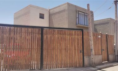 Casa en Venta en Avenida Las Parcelas 4178 Condominio Pozos del Carmen