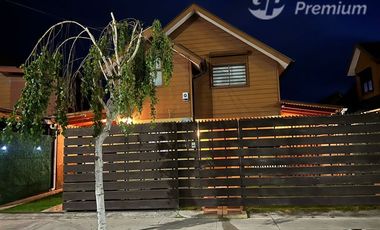 Casa en Venta en Las Higueras / Feijoa