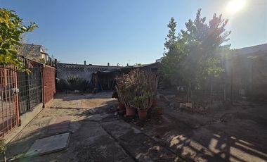 Casa en Venta en Departamental / Sta Rosa / Pasaje cerrado