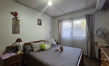 Casa en Venta en Departamental / Sta Rosa / Pasaje cerrado
