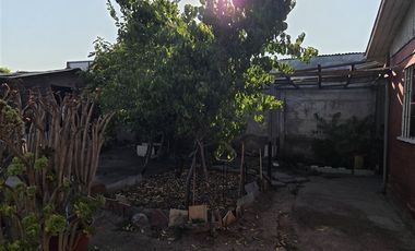 Casa en Venta en Departamental / Sta Rosa / Pasaje cerrado