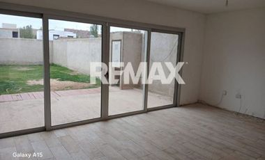 ALQUILER Duplex 2 dorm Patio Tierra Mansa Centenar