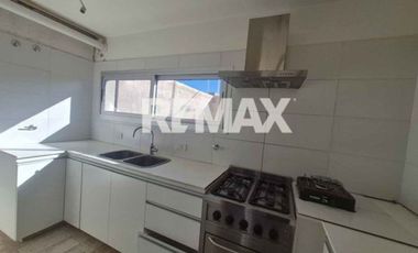 ALQUILER Duplex 2 dorm Patio Tierra Mansa Centenar