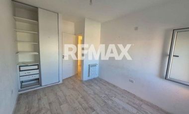 ALQUILER Duplex 2 dorm Patio Tierra Mansa Centenar