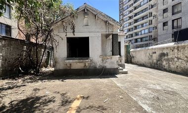 Local Comercial en Venta en Entre Av. Santo Dumont y la calle maestra lidia torres