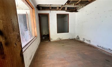 Local Comercial en Venta en Entre Av. Santo Dumont y la calle maestra lidia torres