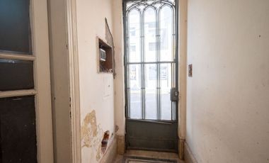 Planta baja  de 4 dormitorios en el centro