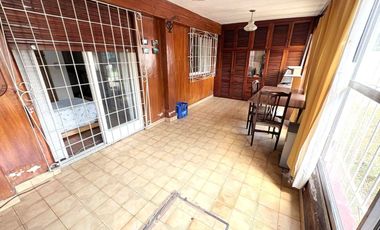 CASA 4 AMBIENTES VENTA OLIVOS A RECICLAR