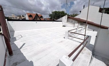 CASA 4 AMBIENTES VENTA OLIVOS A RECICLAR