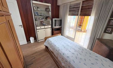 CASA 4 AMBIENTES VENTA OLIVOS A RECICLAR
