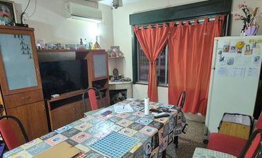 CASA 4 ambientes EN VENTA en BOSQUES