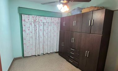 CASA 4 ambientes EN VENTA en BOSQUES