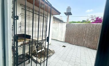 VENTA CASA 4 AMB COCHERA DOBLE  FLORENCIO VARELA