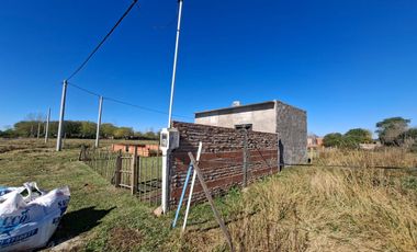Monoambiente a terminar, gran terreno, Santo Tomé