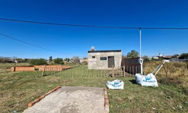 Monoambiente a terminar, gran terreno, Santo Tomé