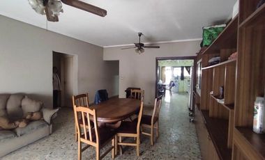 Venta Chalet 4 ambientes Villa Adelina San Isidro