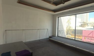 Local comercial en pleno centro de santiago Derecho de llave