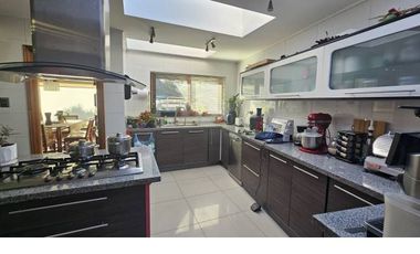 Venta Casa en San Pedro de la Paz Huertos Familiares 5 dormitorios 4 baños