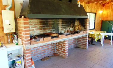 Vendo Casa aislada 305 m2, 4 Habitaciones, terreno 10.554 m2