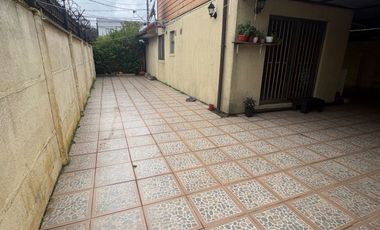 Casa en venta c/ estacionamiento en San Pedro de la Paz