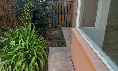 ARRIENDO CASA ACCESO CONTROLADO EL ALBA DE LO CAMPINO