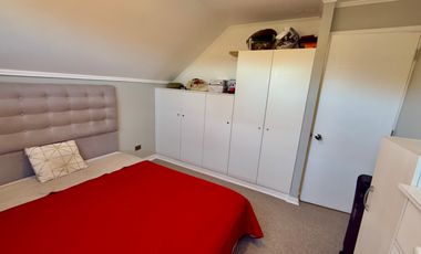 Casa de 3 dormitorios en arriendo en condominio en Chicureo