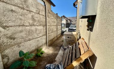 Casa de 3 dormitorios en arriendo en condominio en Chicureo