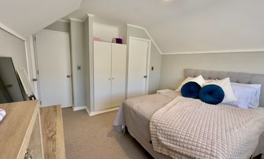 Casa de 3 dormitorios en arriendo en condominio en Chicureo