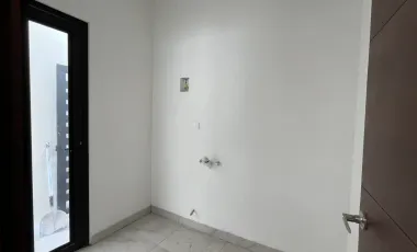 Estrena Casa Con Recámara en Planta Baja en Villas del Renacimiento