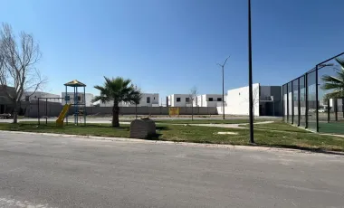 Estrena Casa Con Recámara en Planta Baja en Villas del Renacimiento
