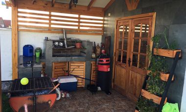 VENTA DE CASA DE UN PISO EN EL MEJOR SECTOR DE CHILLÁN