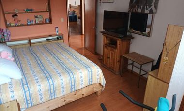CASA MUY CÓMODA CON BUENOS ESPACIOS