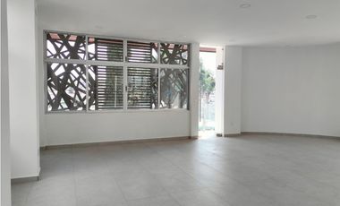 ESTRENA NUEVAS OFICINAS EN SATELITE ATRAS DE SUBURBIA