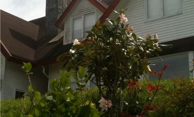 Amplia casa con gran vista al mar en Puerto Montt