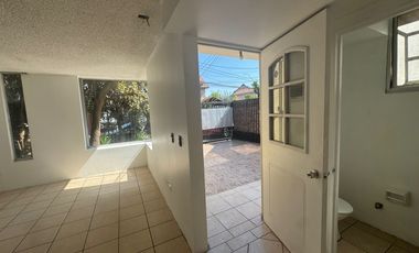 ARRIENDO HERMOSA  CASA EN ALTOS DE QUILICURA DE 3 PISOS