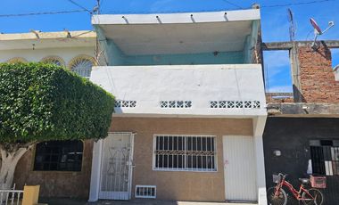VENTA DE CASA CON DEPARTAMENTO EN SEGUNDA PLANTA EN MAZATLÁN ¡Listo para escriturar!