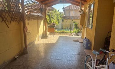 CASA  EN BUEN BARRIO DE QUILICURA
