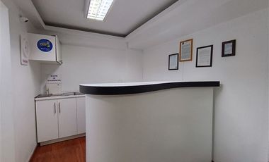 Oficina en Arriendo en Monjitas con Mosqueto