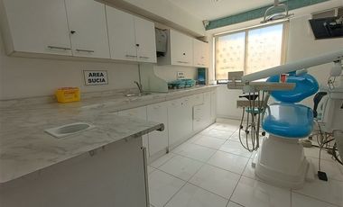 Oficina en Arriendo en Monjitas con Mosqueto