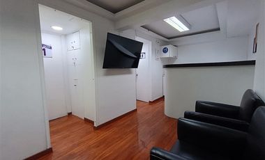 Oficina en Arriendo en Monjitas con Mosqueto