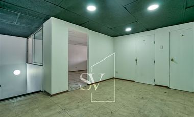 Local Comercial en Arriendo en Entre Av. Irarrázaval y Av. Matta