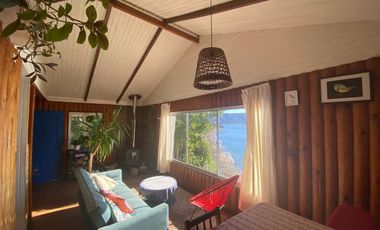 HERMOSA CASA EN NIEBLA CON VISTA