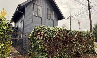 VILLARRICA, EN VENTA CASA EN AVENIDA PRINCIPAL