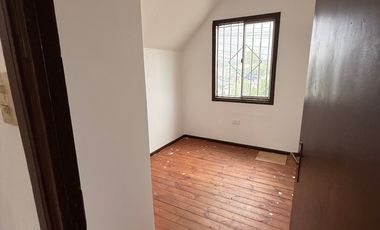 VILLARRICA, EN VENTA CASA EN AVENIDA PRINCIPAL