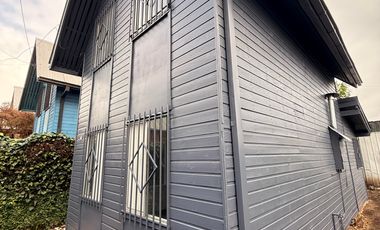 VILLARRICA, EN VENTA CASA EN AVENIDA PRINCIPAL