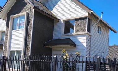 VILLARRICA, EN VENTA HERMOSA CASA NUEVA